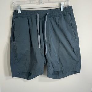 Lulu Lemon Men’s shorts, Green, size M
